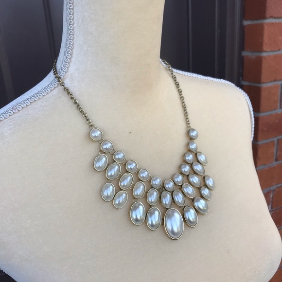 Women’s White Beaded Necklace - Picture 2 of 5